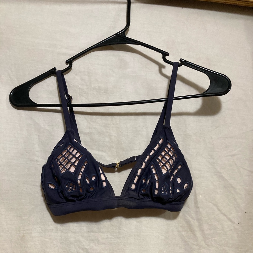 Bikini top